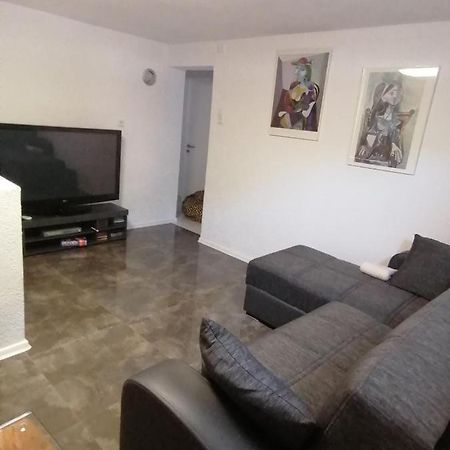 Schoene Einliegerwohnung In הכינגן מראה חיצוני תמונה