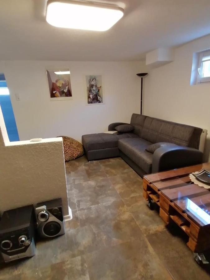 Schoene Einliegerwohnung In הכינגן מראה חיצוני תמונה