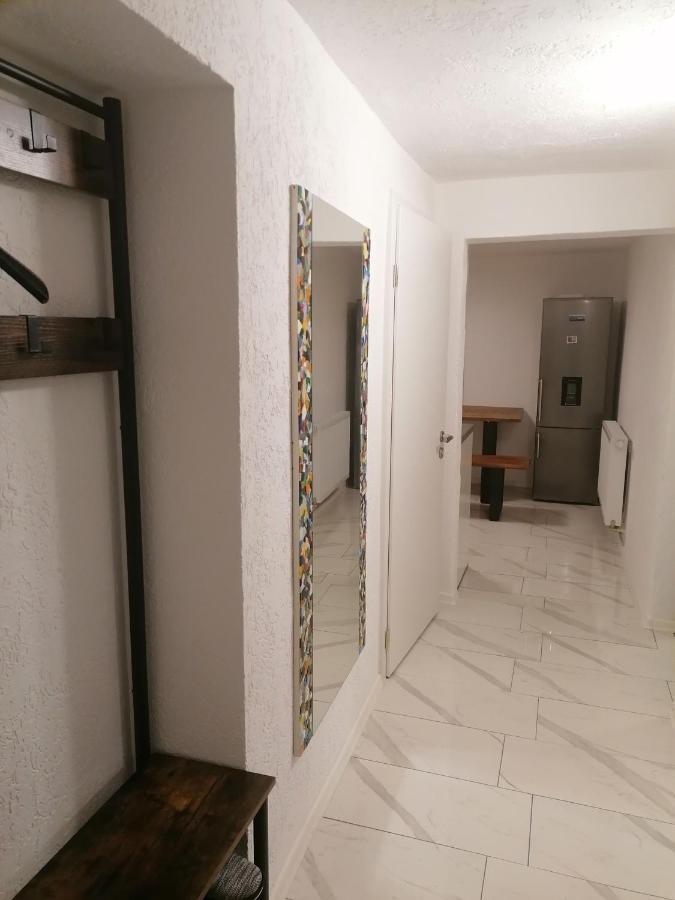 Schoene Einliegerwohnung In הכינגן מראה חיצוני תמונה