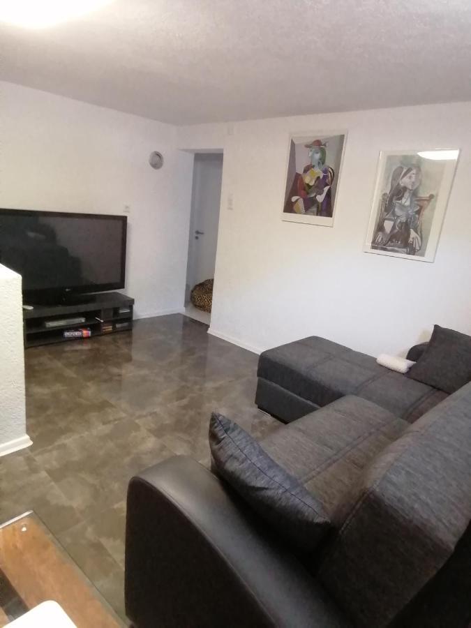 Schoene Einliegerwohnung In הכינגן מראה חיצוני תמונה